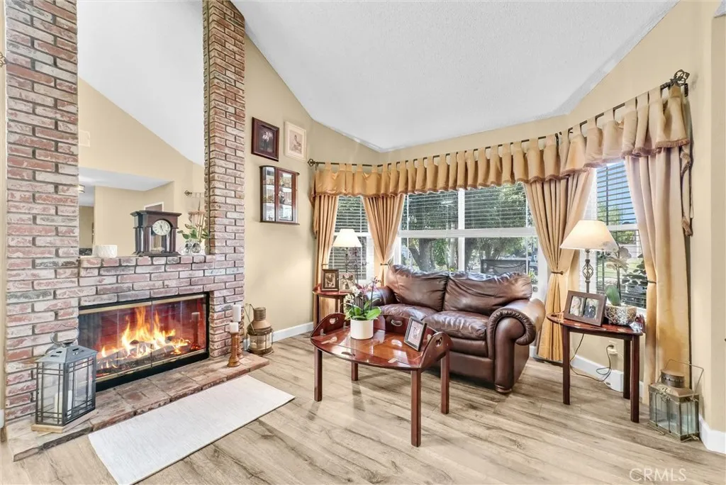 30665 Feather Court, Temecula, California 92591 home-pic-6