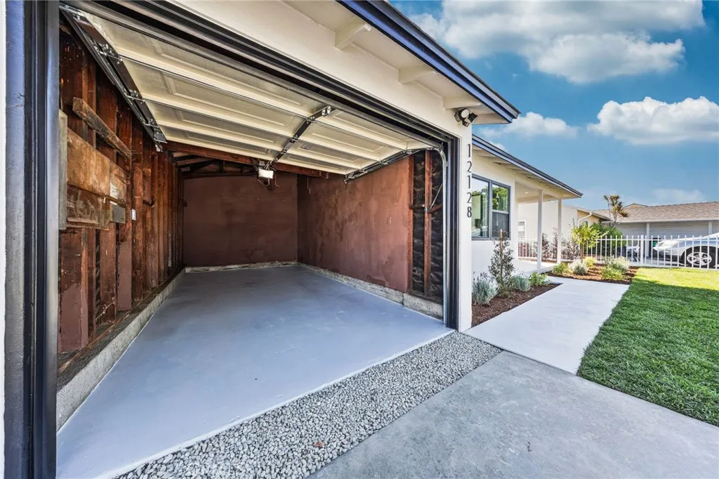 12128 Pantheon, Norwalk, California 90650 home-pic-53