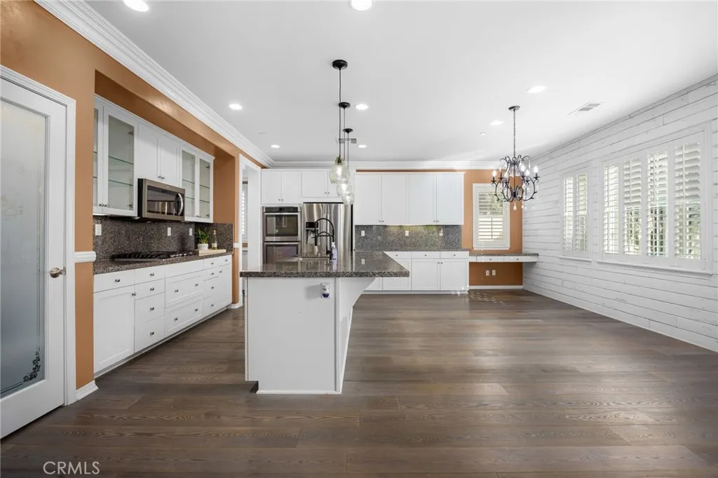 31639 Country View, Temecula, California 92591 home-pic-12