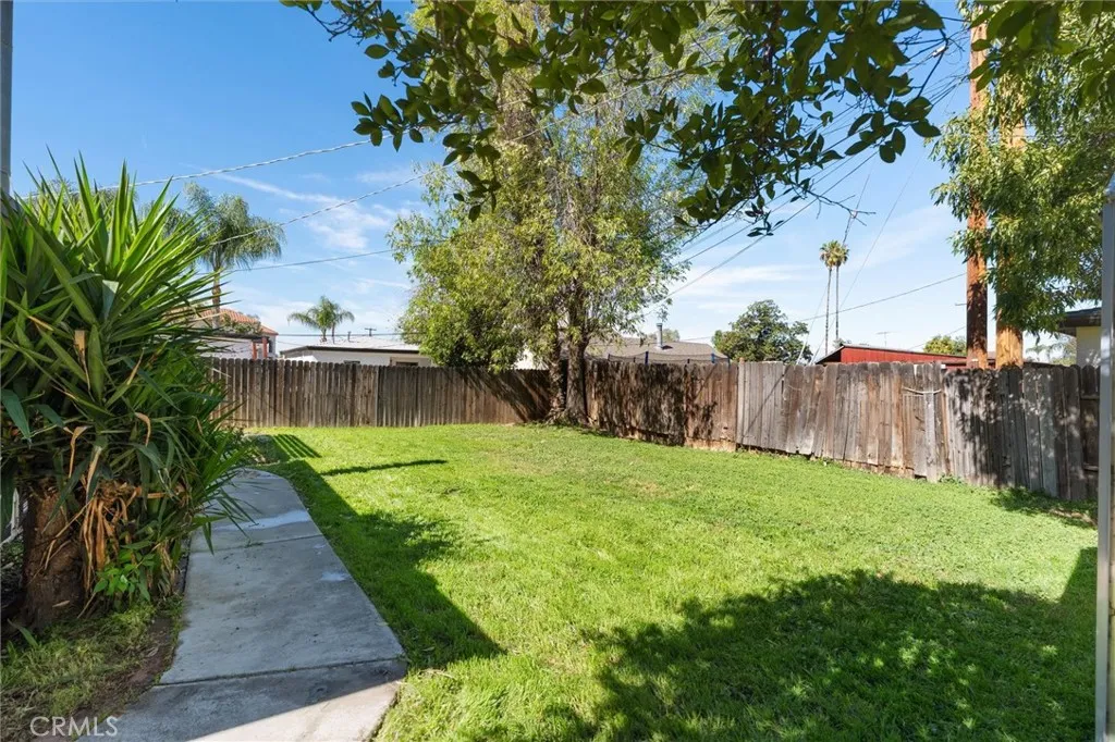 3623 Arlington Ave, Riverside, California 92506 home-pic-19