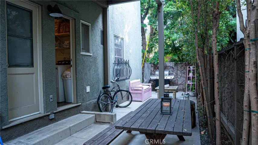 219 Redondo Avenue, Long Beach, California 90803