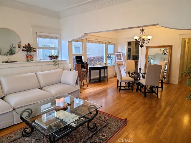 219 Redondo Avenue, Long Beach, California 90803