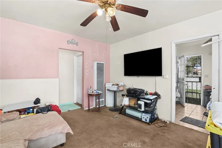 140 East 69th Way, Long Beach, California 90805