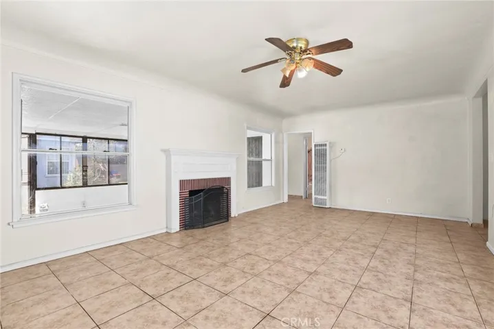 140 East 69th Way, Long Beach, California 90805