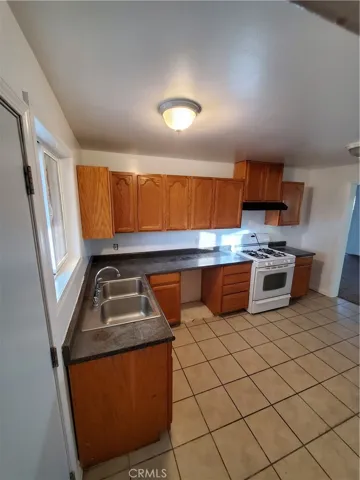 8550 C Ave, Hesperia CA