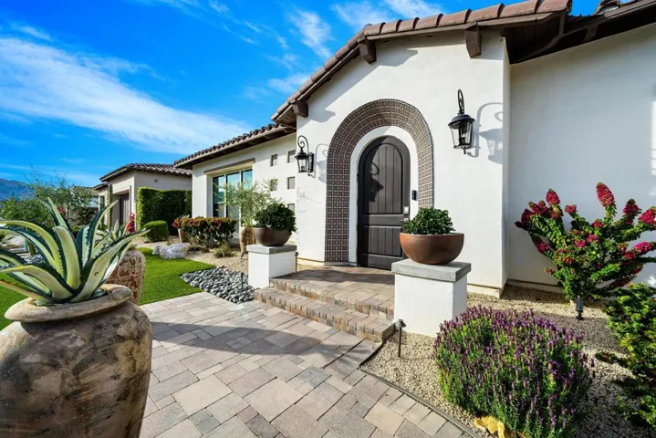 080_11-print-niloopalisades_opmg_0226_01