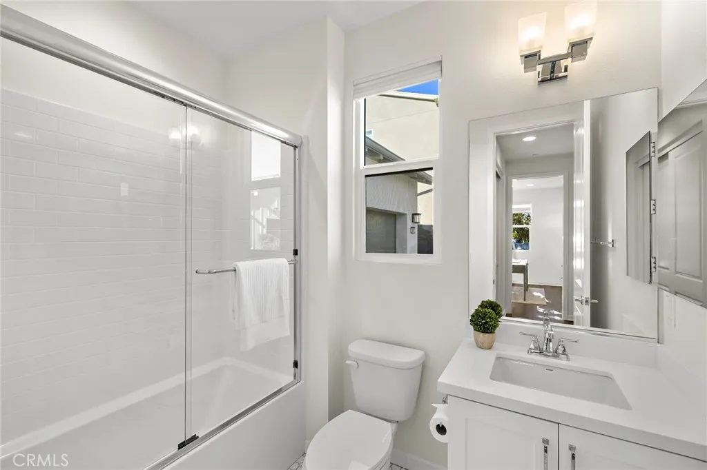 44 Jarano Street, Rancho Mission Viejo, California 92694 home-pic-18