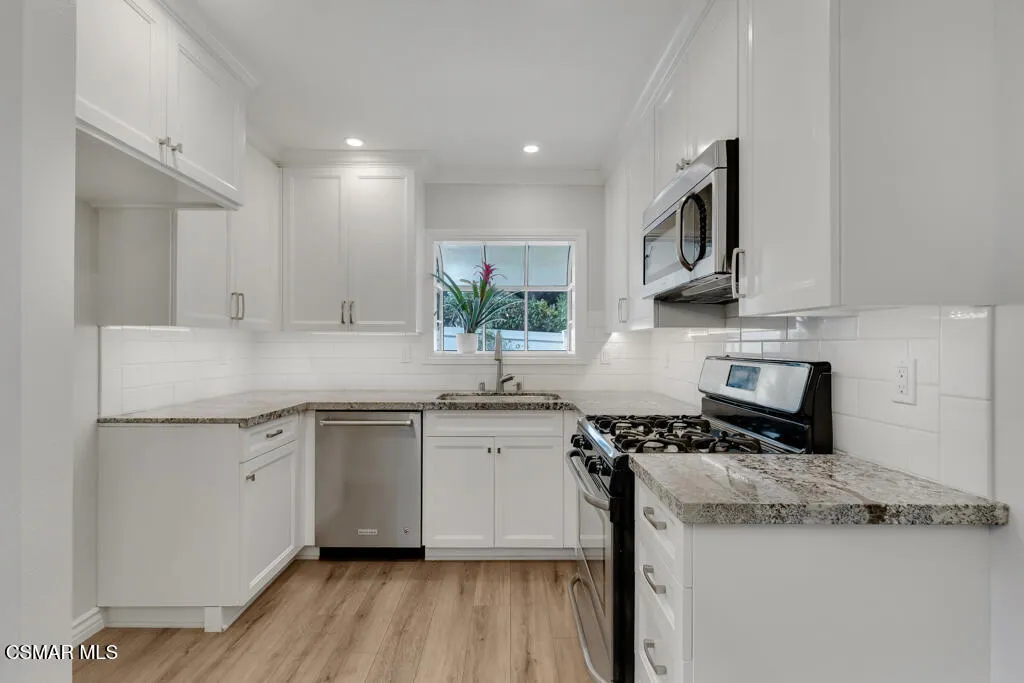 1310 Ramona Drive, Newbury Park, California 91320 home-pic-11
