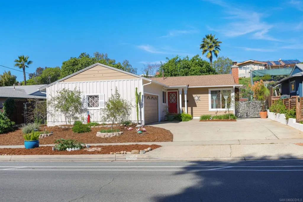 , La Mesa, California 91942 home-pic-2