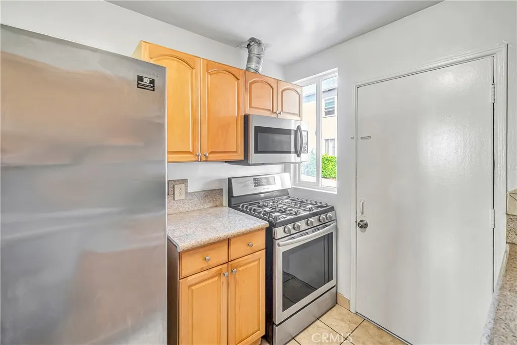 5741 Clemson, Los Angeles, California 90016 home-pic-17