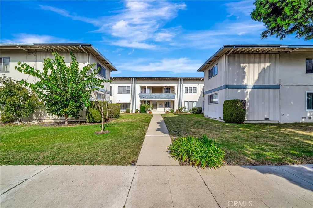 5741 Clemson, Los Angeles, California 90016 home-pic-1