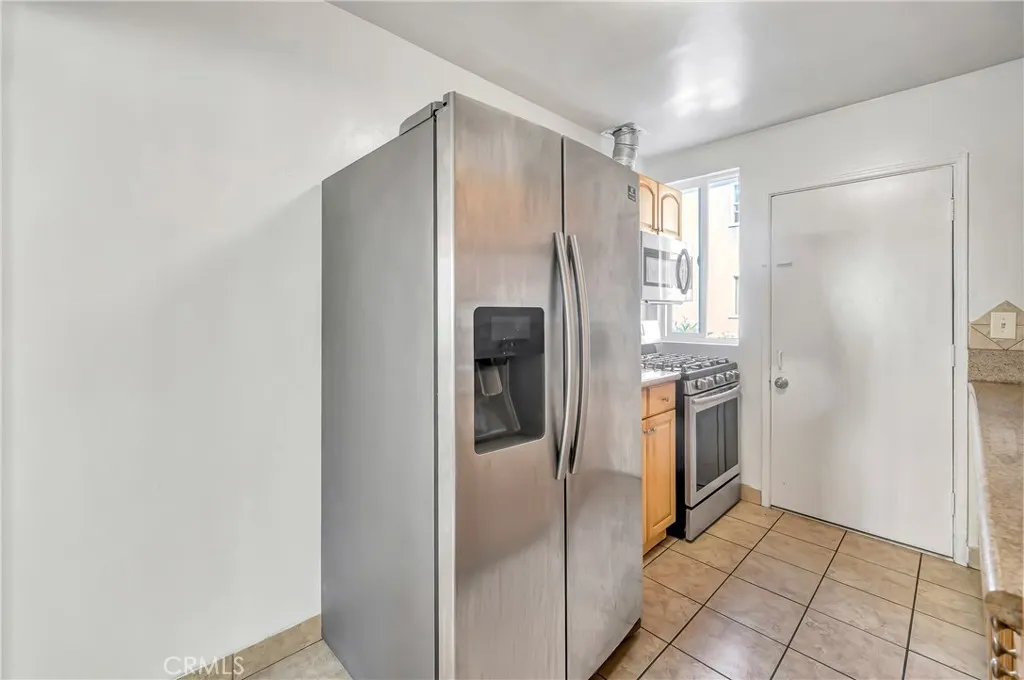 5741 Clemson, Los Angeles, California 90016 home-pic-14