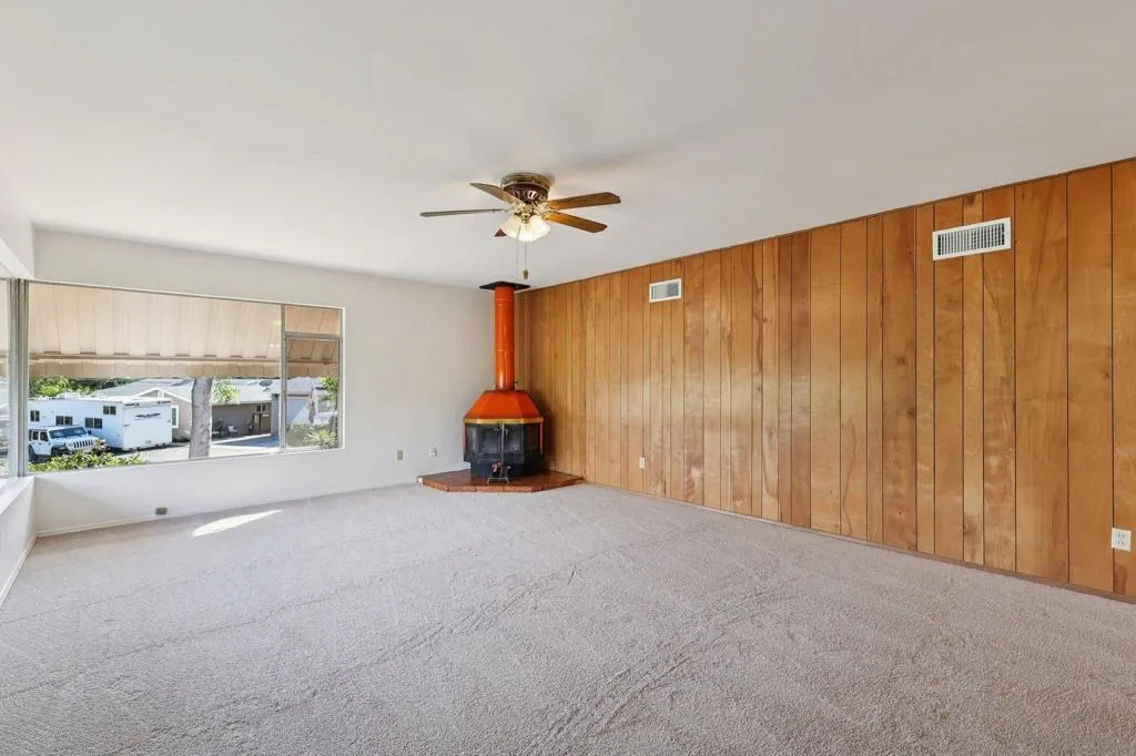 9070 Paradise Park Dr, Lakeside, California 92040 home-pic-4