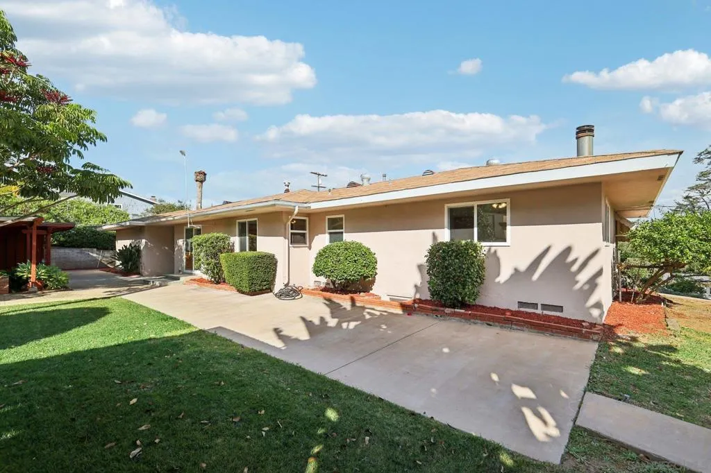 9070 Paradise Park Dr, Lakeside, California 92040 home-pic-36
