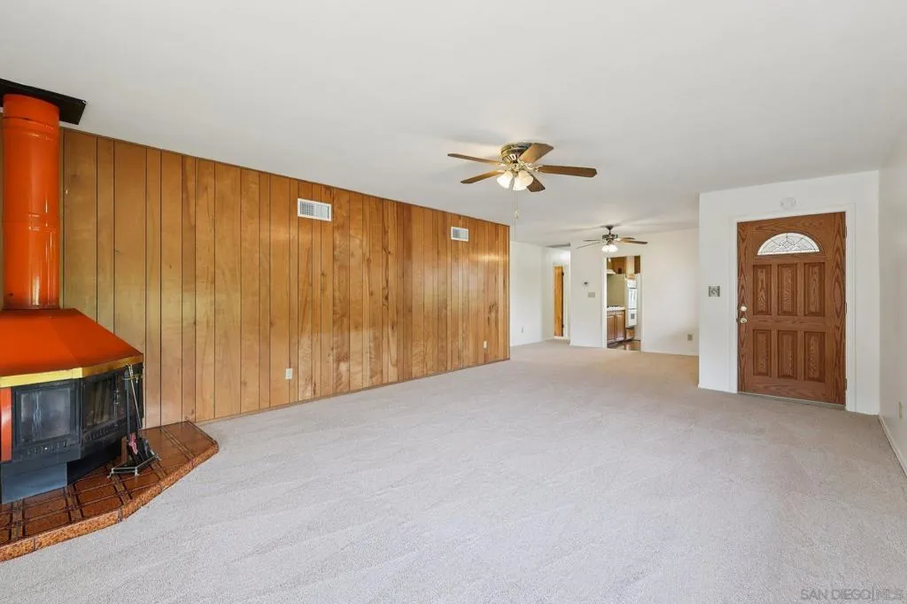 9070 Paradise Park Dr, Lakeside, California 92040 home-pic-6