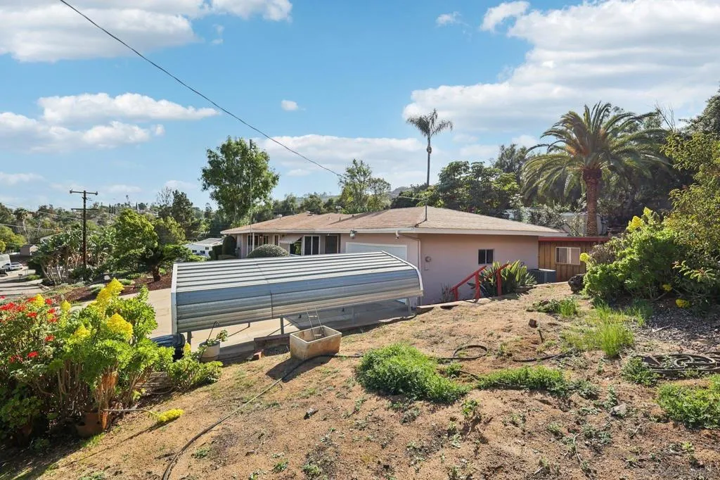 9070 Paradise Park Dr, Lakeside, California 92040 home-pic-30