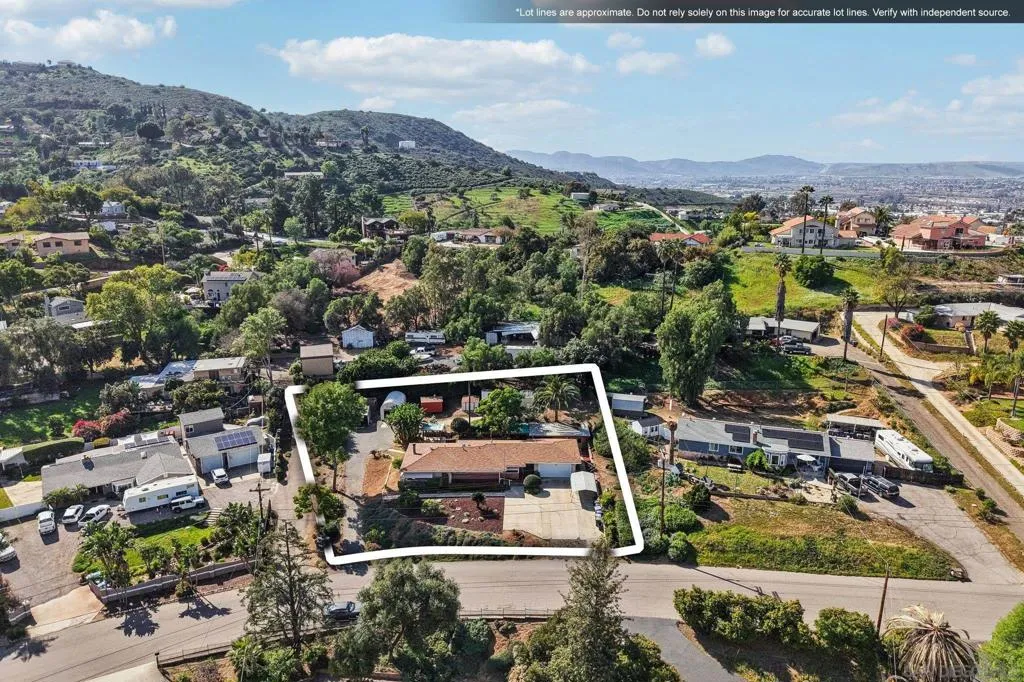 9070 Paradise Park Dr, Lakeside, California 92040 home-pic-39