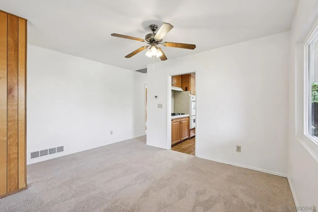 9070 Paradise Park Dr, Lakeside, California 92040 home-pic-7