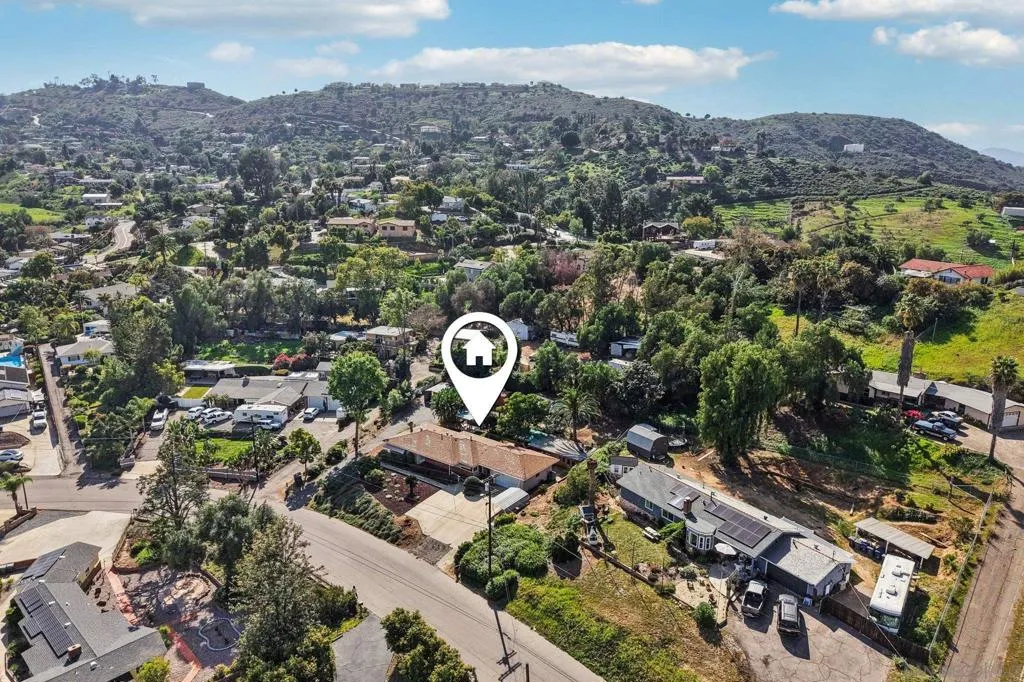 9070 Paradise Park Dr, Lakeside, California 92040 home-pic-40