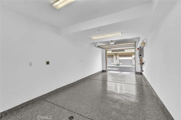extra long garage with 220v outlet