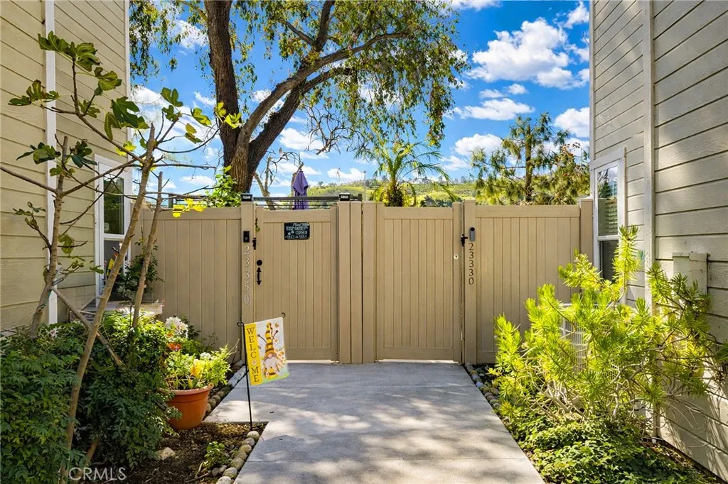 23330 Dover, Yorba Linda, California 92887 home-pic-27