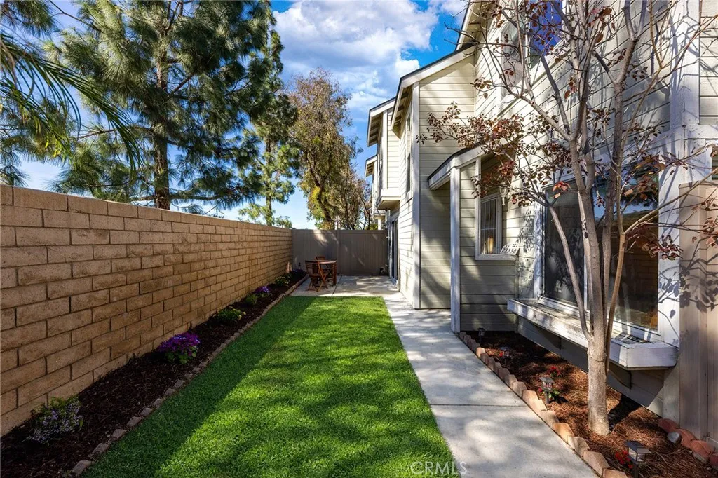 23330 Dover, Yorba Linda, California 92887 home-pic-22