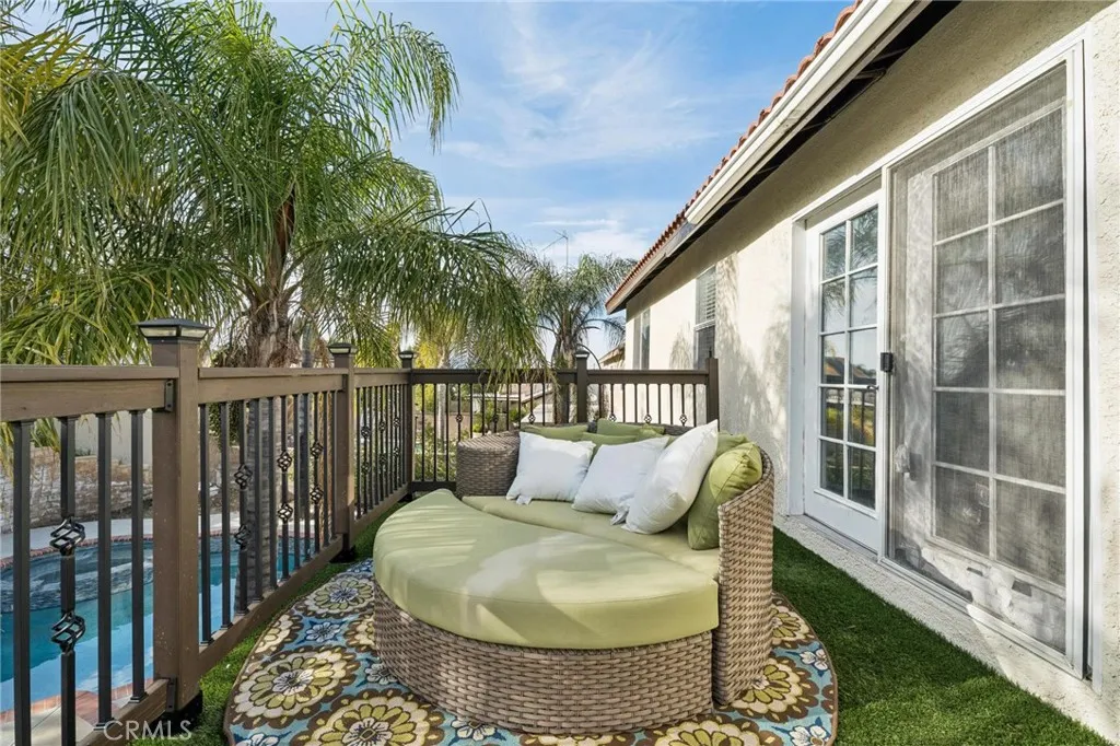 25317 Heather Vale Street, Saugus, California 91350 home-pic-28