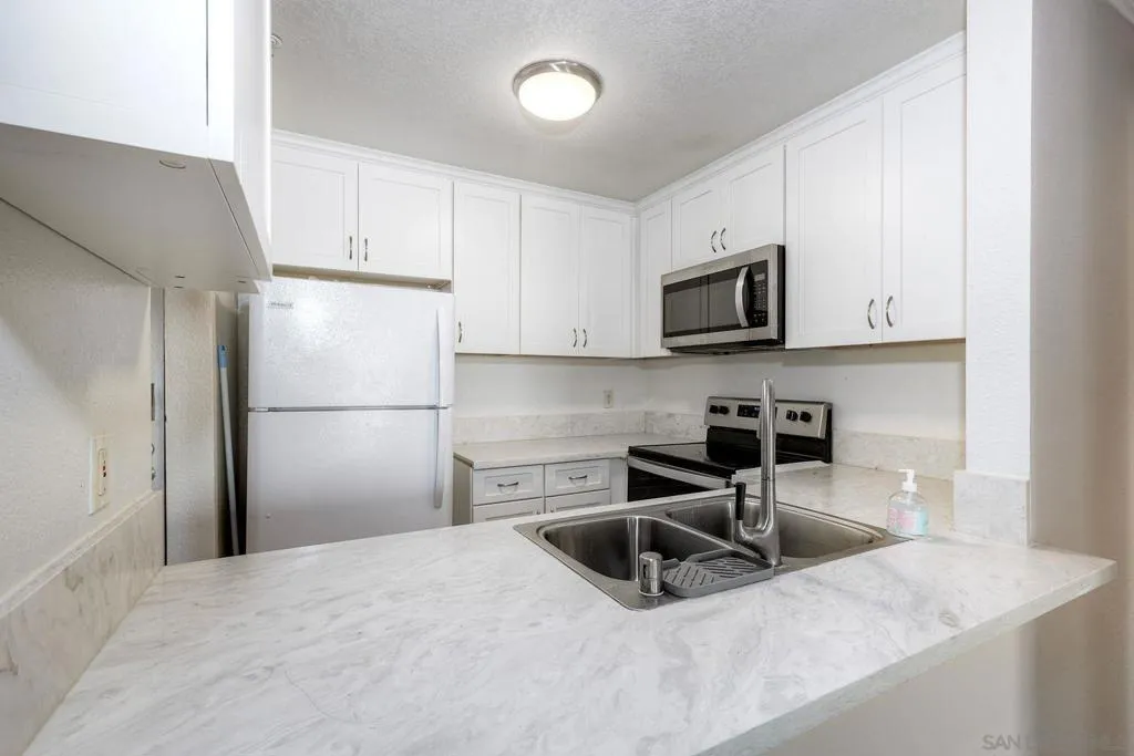 3550 Lebon Dr.  home-pic-6