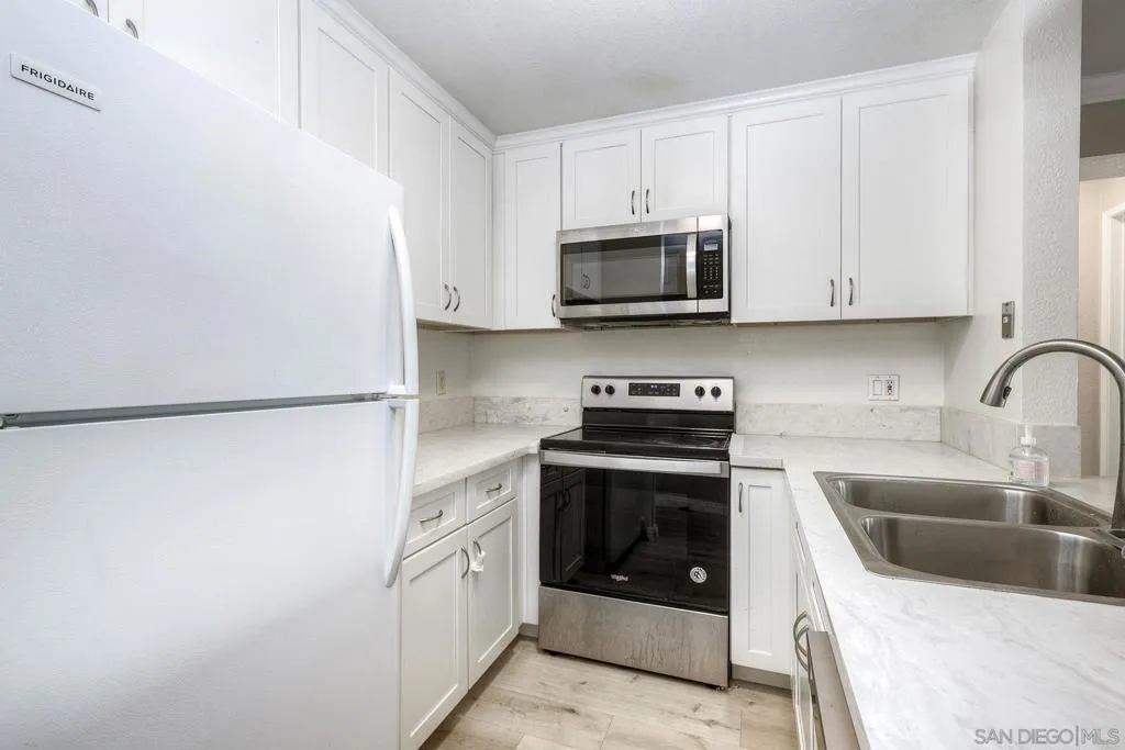 3550 Lebon Dr.  home-pic-8