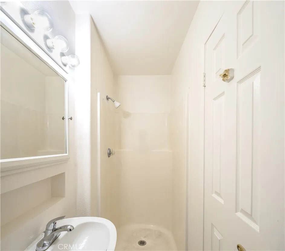 45405 Carrie Lane, La Quinta, California 92253 home-pic-26
