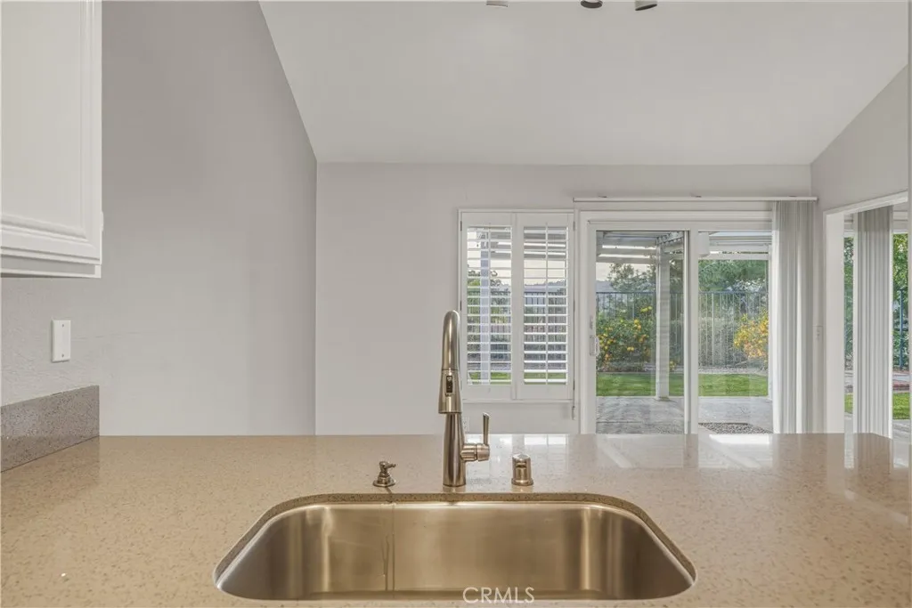 27369 Paseo La Serna, San Juan Capistrano, California 92675 home-pic-13