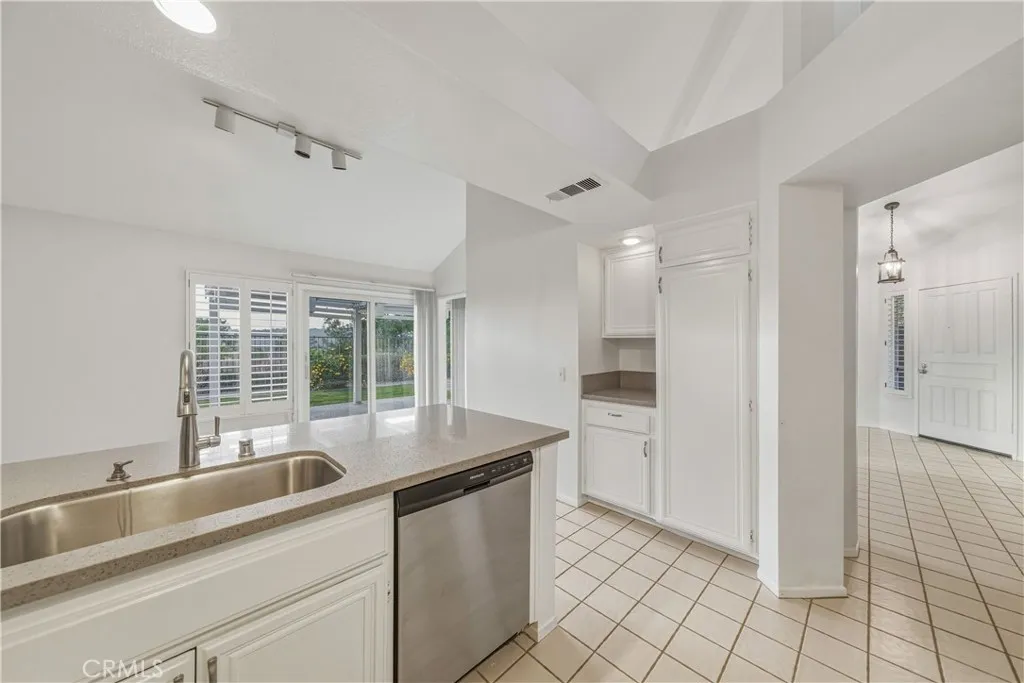 27369 Paseo La Serna, San Juan Capistrano, California 92675 home-pic-12
