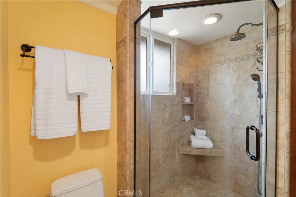 3461 E Saint Francis Place, Long Beach, California 90805 home-pic-26