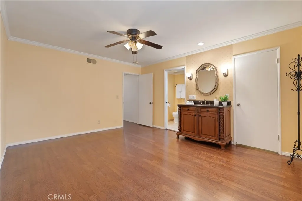 3461 E Saint Francis Place, Long Beach, California 90805 home-pic-22