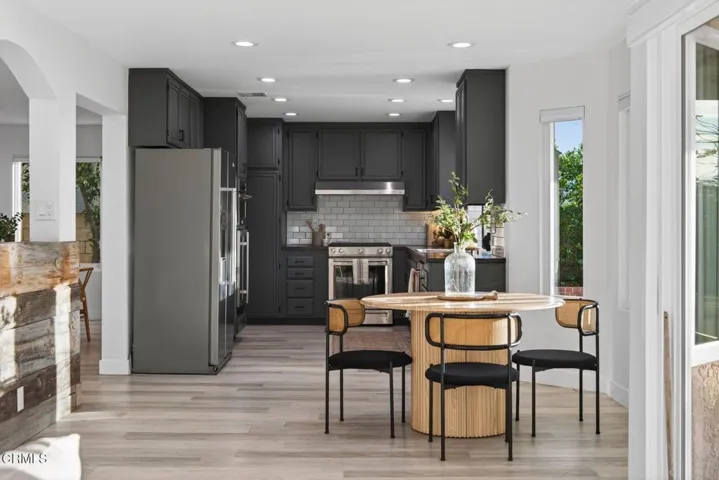 Kitchen / Dining Nook