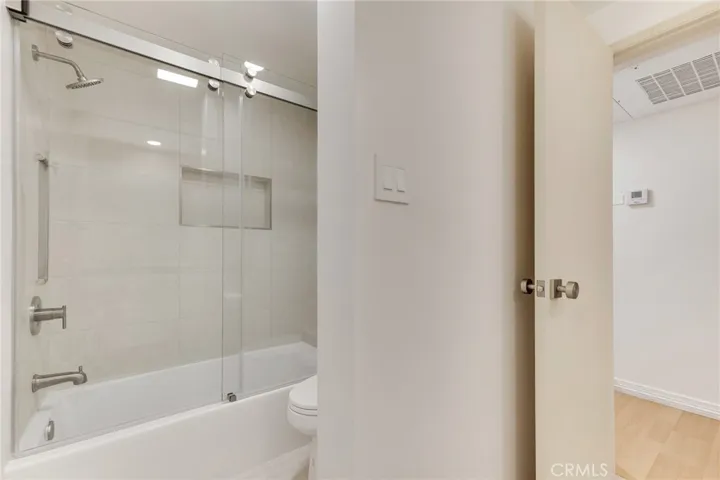 4807 Woodley Avenue 208, Encino, California 91436