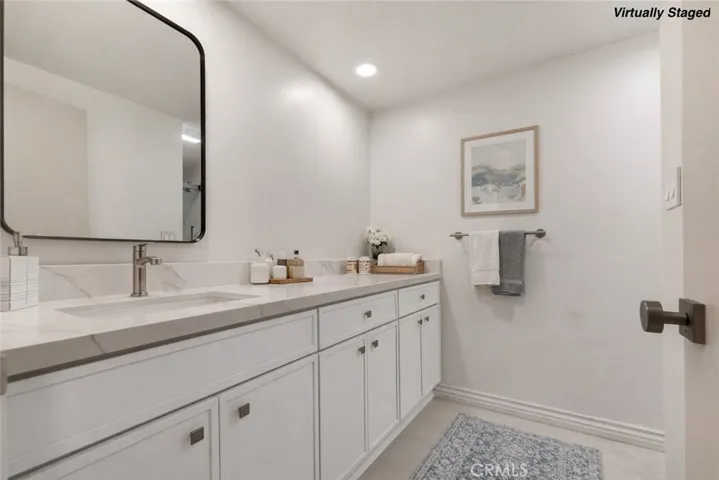 4807 Woodley Avenue 208, Encino, California 91436