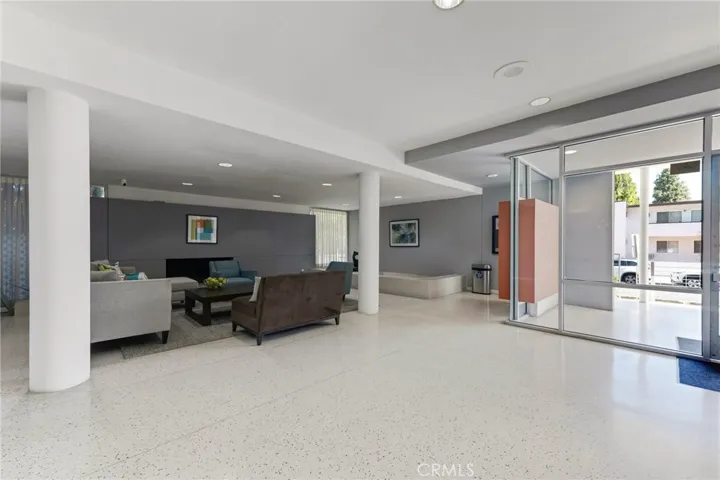 4807 Woodley Avenue 208, Encino, California 91436