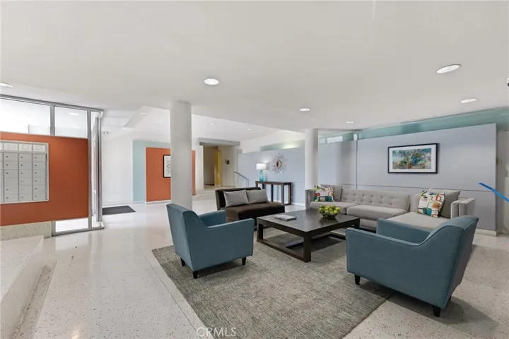 4807 Woodley Avenue 208, Encino, California 91436