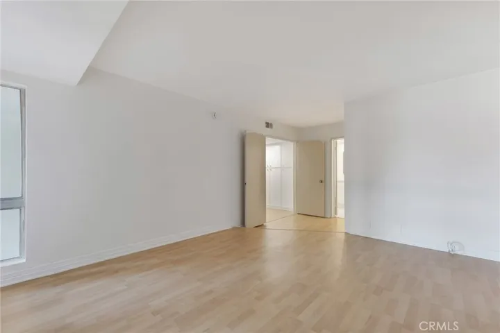 4807 Woodley Avenue 208, Encino, California 91436