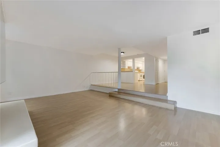 4807 Woodley Avenue 208, Encino, California 91436