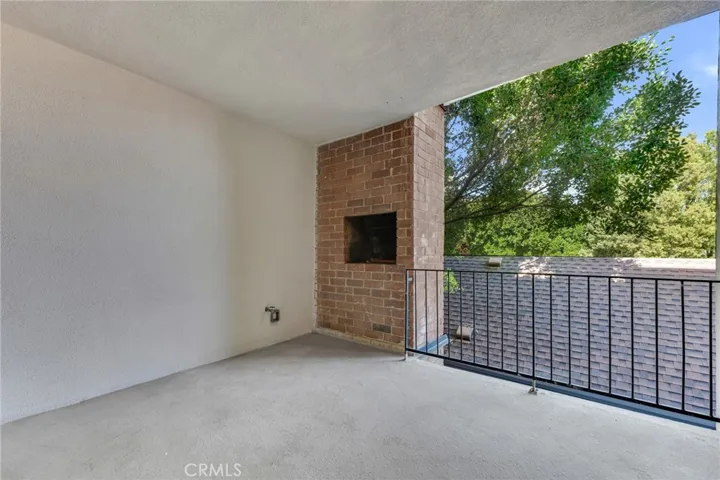 4807 Woodley Avenue 208, Encino, California 91436