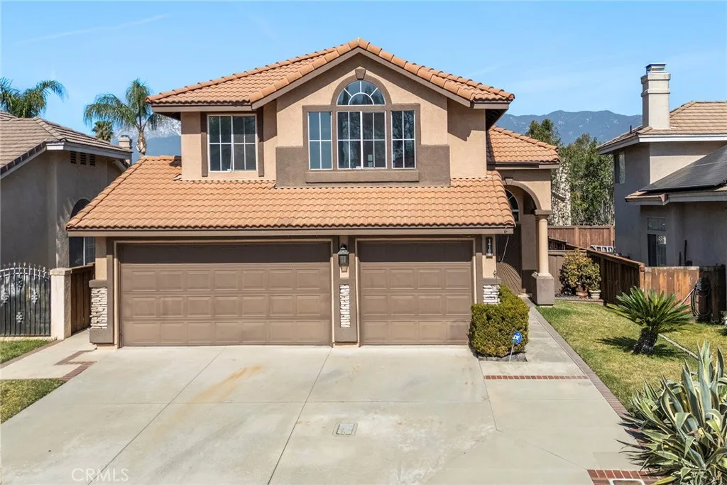 14168 Plumas Court, Fontana, California 92336 home-pic-1