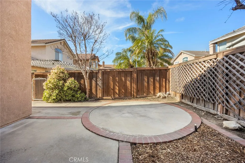 14168 Plumas Court, Fontana, California 92336 home-pic-34