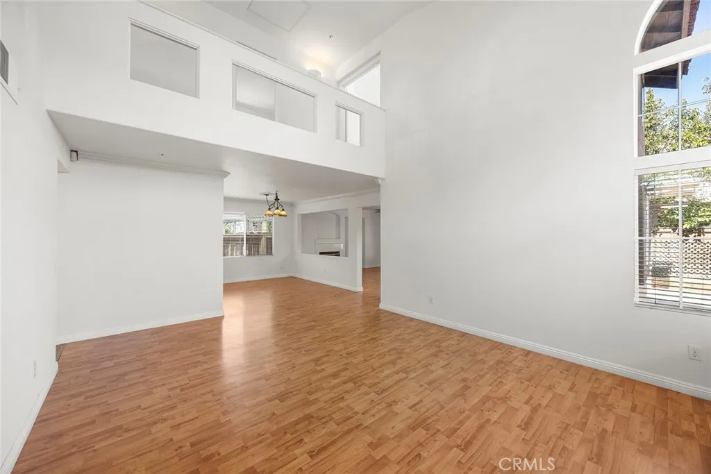 14168 Plumas Court, Fontana, California 92336 home-pic-3