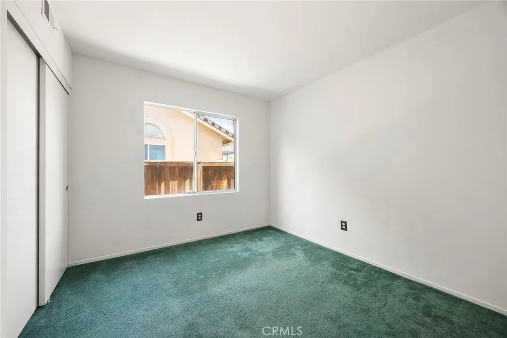 14168 Plumas Court, Fontana, California 92336 home-pic-18