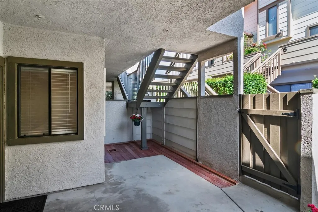 104 Maegan 6, Thousand Oaks, California 91362 home-pic-34