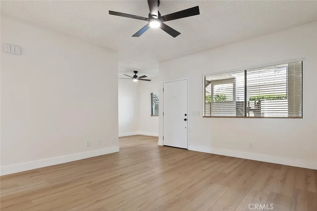 104 Maegan 6, Thousand Oaks, California 91362 home-pic-13