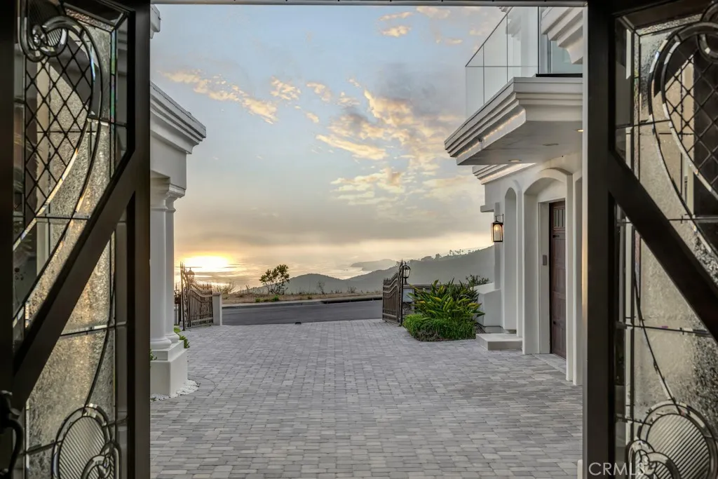 8 Saint Tropez, Laguna Niguel, California 92677 home-pic-7