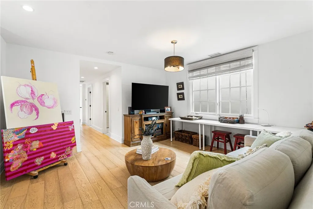 320 Heliotrope Avenue, Corona Del Mar, California 92625 home-pic-42